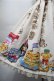 画像4: Angelic Pretty / Honey Cakeラウンドジャンパースカート  オフ S-25-10-08-060-AP-OP-AS-ZS (4)