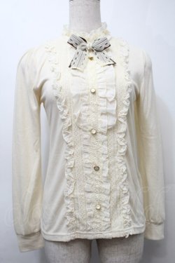 画像1: axes femme / リボンブローチ付きブラウス風プルオーバー  アイボリー S-25-10-11-053-AX-TO-HR-ZS