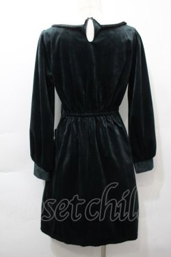 画像2: axes femme POETIQUE / ポケット刺繍ベロアワンピース  グリーン S-25-10-12-044-AX-OP-HR-ZS