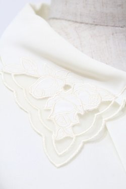 画像3: an another angelus / ローズカットワーク刺繍衿ブラウス  オフ S-25-10-16-024-CA-BL-AS-ZS