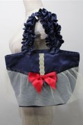 Maison de FLEUR / 白雪姫限定デザイン フリルハンドルトートバッグ  紺 S-25-10-17-030-LO-BG-HR-ZS