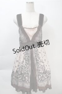 axes femme / バラプリントシフォンワンピース  ベージュ S-25-10-20-031-AX-BL-HR-ZS