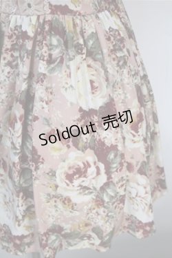 画像4: axes femme / 薔薇プリント&胸元フラワーモチーフジャンパースカート  ピンク S-25-10-20-028-AX-OP-HR-ZS