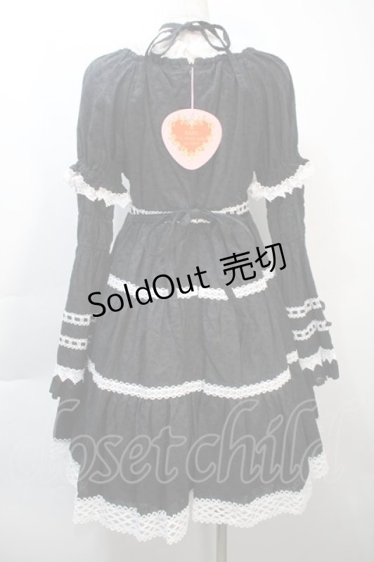 画像2: BABY,THE STARS SHINE BRIGHT / はわせドールワンピース&ヘッドドレスセット  黒 S-25-10-21-043-BA-OP-AS-ZS (2)