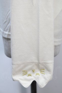 画像3: LOLITA / 猫刺繍カットソー  ベージュ S-25-10-21-010-LO-BL-HR-ZS