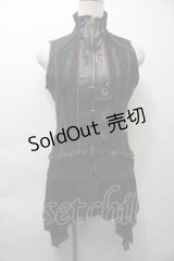 Ozz Croce / 裾シフォン切替ZIPベスト  黒ｘワイン S-25-10-26-014-OO-TO-HR-ZS