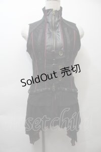 Ozz Croce / 裾シフォン切替ZIPベスト  黒ｘワイン S-25-10-26-014-OO-TO-HR-ZS