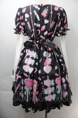 画像2: Angelic Pretty / Candy Ornamentワンピース  黒 S-25-10-29-042-AP-OP-AS-ZS (2)