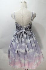 画像2: Angelic Pretty / Misty Sky Brilliant ColorジャンパースカートSet  Melancholic Moon(グレー×ピンク) S-25-10-30-037-AP-OP-AS-ZS (2)