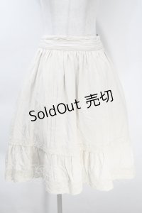 Fi.n.t / クロシェレース使いピンタックギャザースカート  クリーム S-25-10-30-057-CA-SK-HR-ZS