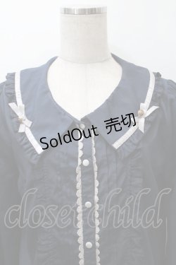 画像3: axes femme POETIQUE / 釦デザインフリルブラウス  紺 S-25-10-30-026-AX-TO-HR-ZS