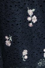 画像3: LIZ LISA / 小花刺繍レーススカート  紺 S-25-10-31-051-LO-TO-HR-ZT538 (3)