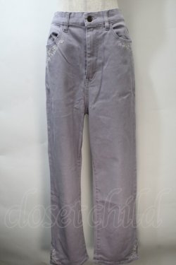 画像1: axes femme / バラ刺繍カラーデニムパンツ  ラベンダー S-25-11-02-064-AX-PA-HR-ZS