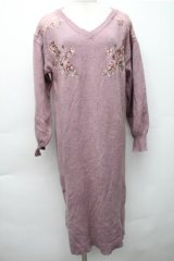 axes femme / フラワー刺繍ニットワンピース  ピンク S-25-11-05-034-AX-OP-HR-ZS