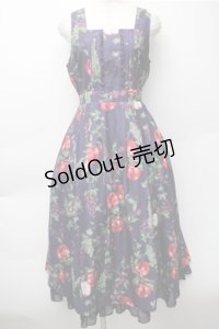 axes femme / シーズナルフルーツ柄ジャンパースカート  紫 S-25-11-05-035-AX-OP-HR-ZS