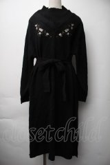 axes femme / 刺繍入りレイヤード風ニットワンピース  黒 S-25-11-06-042-AX-OP-HR-ZS
