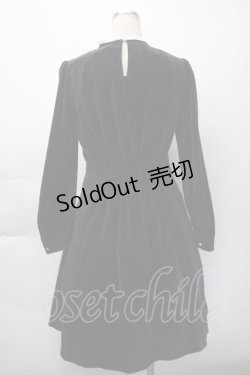 画像2: axes femme POETIQUE / レースブロッキングベロアワンピース  黒ｘ白 S-25-11-12-054-AX-OP-AS-ZS