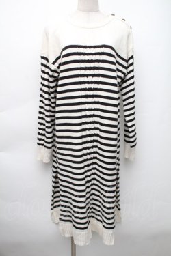 画像1: axes femme / 肩ボタンデザインボーダースリットワンピース  オフｘ黒 S-25-11-14-034-AX-OP-HR-ZS