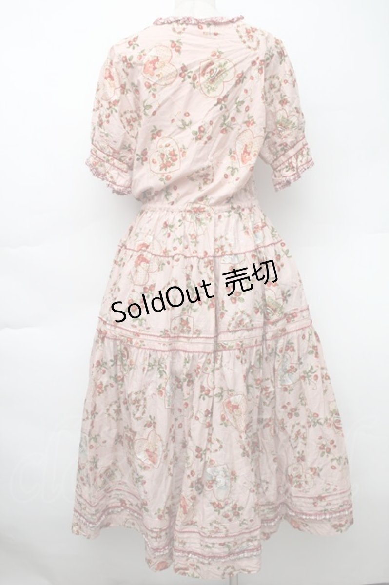 画像2: PINK HOUSE / Rambling Heartsプリントパッチワークワンピース  ピンク S-25-11-14-040-LO-OP-AS-ZS (2)