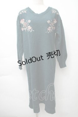 画像1: axes femme / フラワー刺繍ニットワンピース  グリーン S-25-11-14-046-AX-OP-HR-ZS