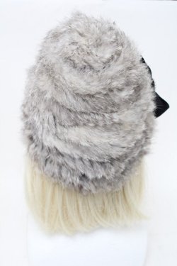 画像3: axes femme / カメオ付きファー帽子  グレー S-25-11-14-011-AX-TO-HR-ZS