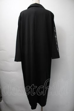 画像2: NieR Clothing / ロゴ刺繍ロングコート  黒 S-25-11-16-037-PU-CO-HR-ZS