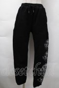 NieR Clothing / プリントスウェットパンツ  黒 S-25-11-18-057-PU-PA-HR-ZS