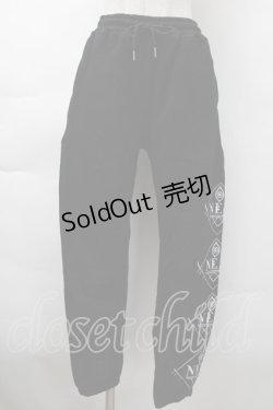 画像1: NieR Clothing / プリントスウェットパンツ  黒 S-25-11-18-057-PU-PA-HR-ZS