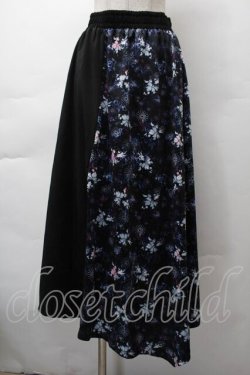 画像1: NieR Clothing / 和柄九尾ロングスカート  黒 S-25-11-18-060-PU-SK-HR-ZS