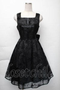 Moi-meme-Moitie / 花柄フロッキーミニジャンパースカート  黒 S-25-11-23-1044-MO-OP-HR-ZS