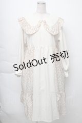 merry jenny / 切替flowerフリルワンピース  ベージュ S-25-11-23-028-LO-OP-HR-ZS