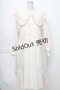 merry jenny / 切替flowerフリルワンピース  ベージュ S-25-11-23-028-LO-OP-HR-ZS