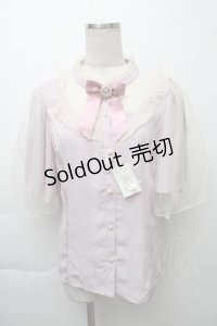 axes femme kawaii / ビジューリボンブローチ付ブラウス  ピンク S-25-11-28-043-AX-BL-AS-ZS