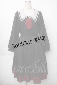 axes femme / ブローチ付セーラーワンピース  黒 S-25-11-28-059-AX-OP-AS-ZS