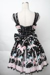 画像2: Angelic Pretty / Sugary Carnivalジャンパースカート  黒 S-25-11-28-062-AP-OP-AS-ZS (2)
