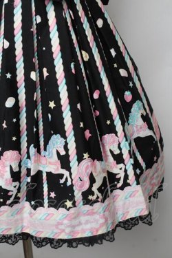 画像4: Angelic Pretty / Sugary Carnivalジャンパースカート  黒 S-25-11-28-062-AP-OP-AS-ZS