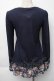 画像2: axes femme / レースデザイントップス  紺 S-25-11-30-017-AX-TO-AS-ZS (2)