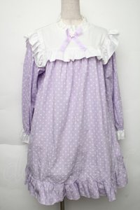 Nile Perch / ドット柄スクエアカラーカットワンピース  ラベンダー S-25-12-02-044-LO-OP-HR-ZS