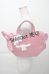 Maison de FLEUR / あざとCinnamoroll サイドリボントート  ピンク S-25-12-04-015-LO-BG-HR-ZS
