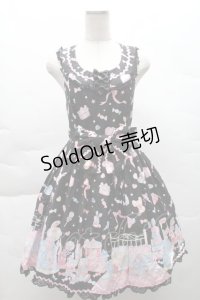 Angelic Pretty / ドリーミィドールハウスラウンドジャンパースカート  黒 S-25-12-08-046-AP-OP-AS-ZS