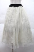axes femme / チュールプリーツスカート M オフ S-25-12-08-056-AX-SK-HR-ZS