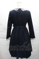 画像2: F i.n.t / レース衿アコーディオンプリーツワンピース  紺 S-25-12-08-026-CA-OP-HR-ZT515 (2)