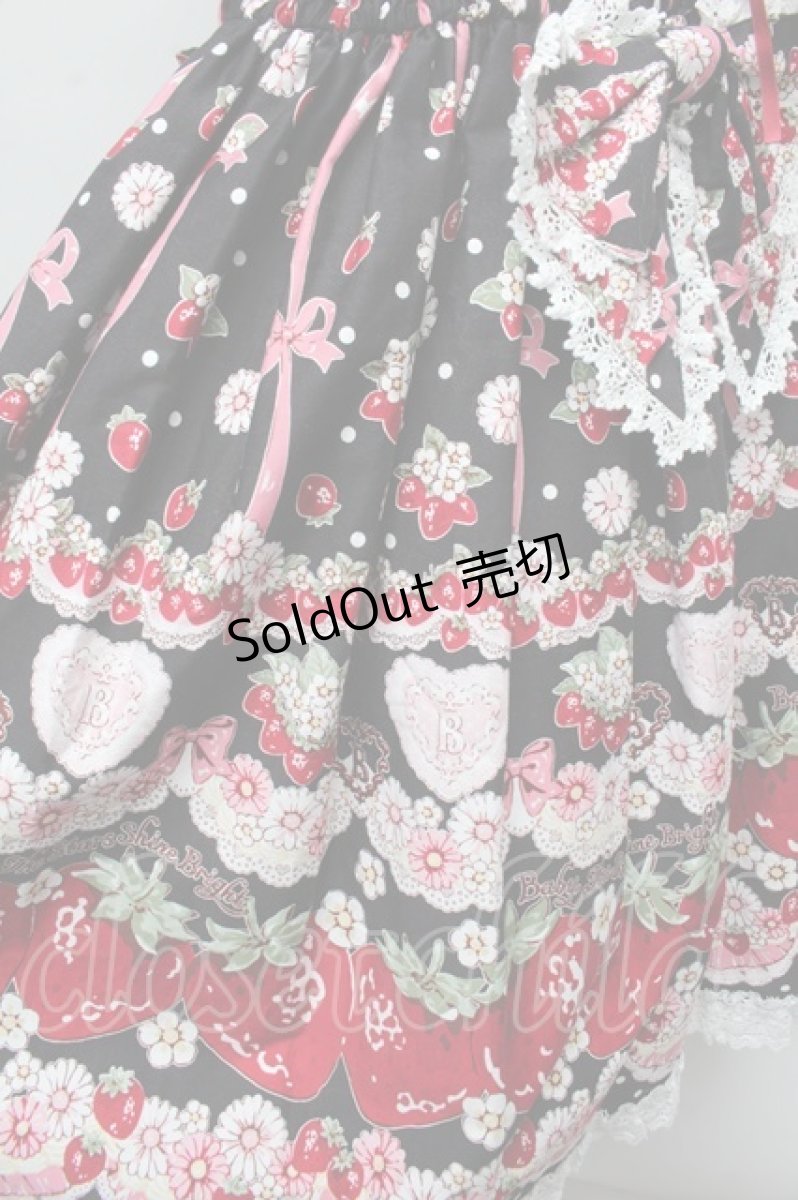 画像4: BABY,THE STARS SHINE BRIGHT / Juicy Strawberry MemoryジャンパースカートII  黒 S-25-12-12-058-BA-OP-AS-ZS (4)