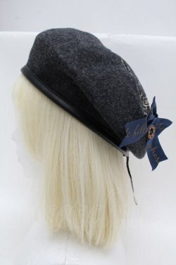 画像2: metamorphose / エンブレム刺繍ベレー  黒 S-25-12-12-031-ME-AC-HR-ZS