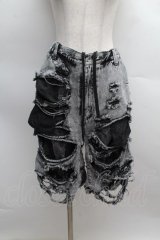 REFLEM / スタッズ付きダメージデニムハーフパンツ  グレー S-25-12-13-045-PU-PA-AS-ZS