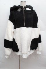 ililil / あざと可愛い天使ボアぱぁかぁ  黒ｘ白 S-25-12-13-058-PU-TO-HR-ZS