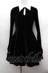 KILLSTAR / ベロアワンピース  黒 S-25-12-13-037-PU-OP-AS-ZS