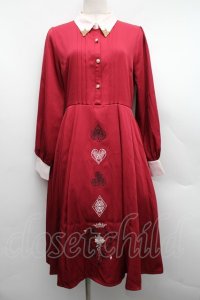 axes femme / トランプ刺繍ワンピース  赤 S-25-12-15-038-AX-OP-HR-ZS