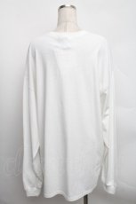 画像2: 【SALE】KINGLYMASK / ハローキティ × KINGLYMASKコラボＴシャツ  白 S-25-12-16-007-PU-TO-AS-ZT521 (2)
