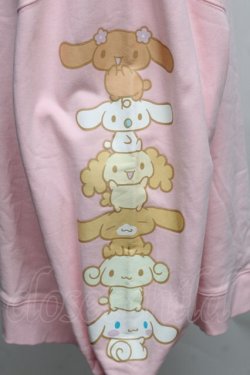 画像4: 【SALE】Candy Stripper / CINNAMOROLL BIG SWEAT  ピンク S-25-12-16-008-PU-BL-HR-ZT521